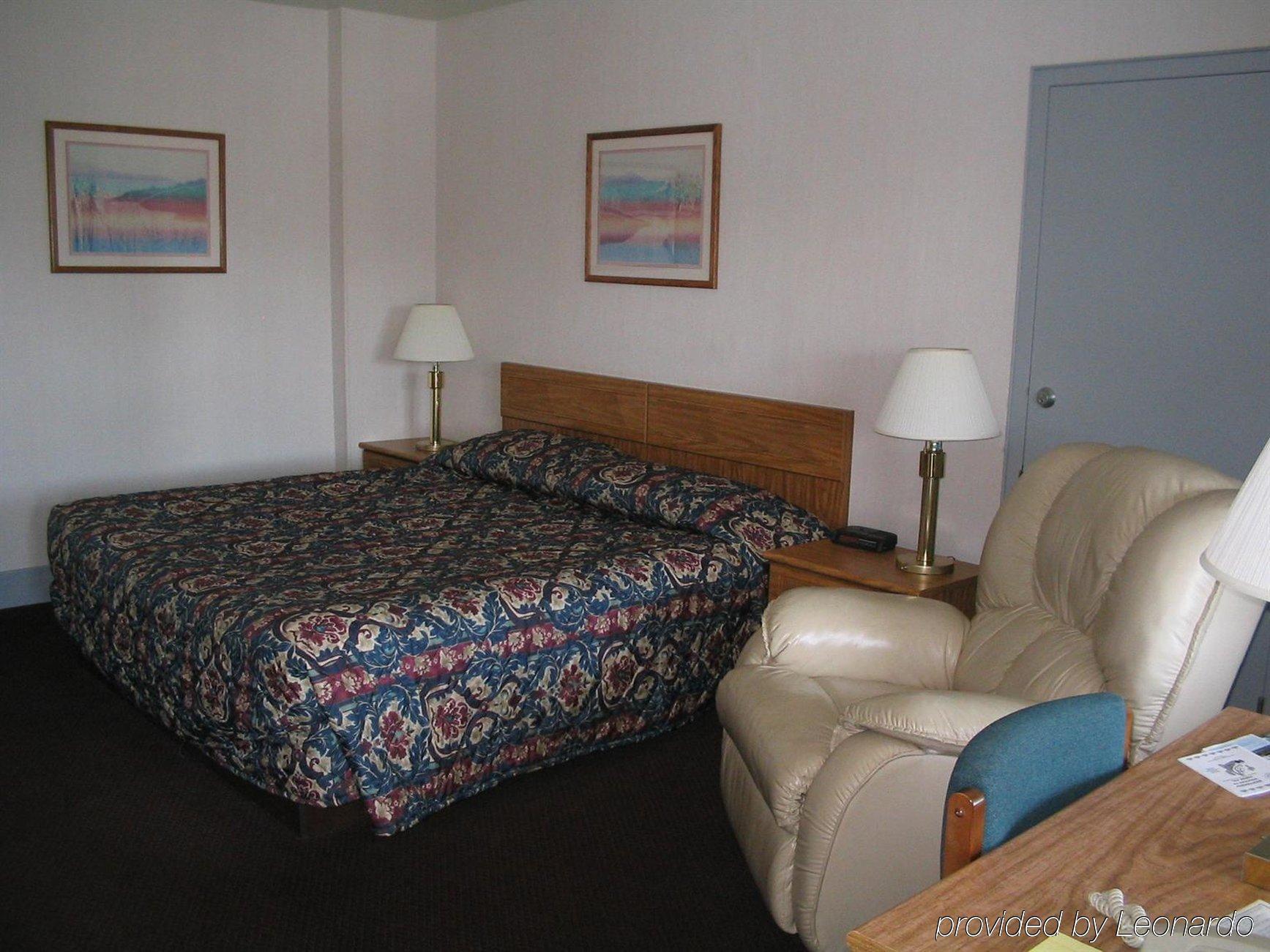 The Chalet Motel Mequon Quarto foto